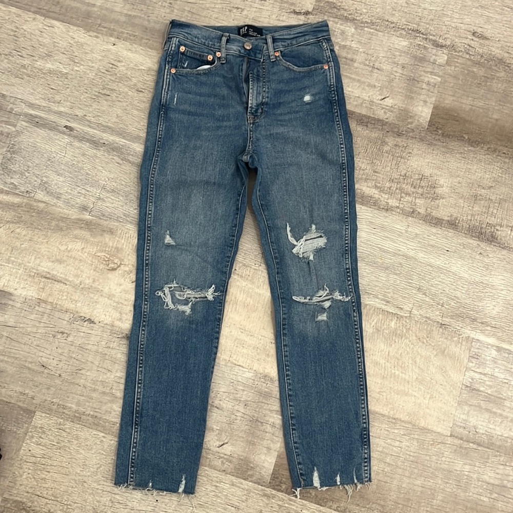 GAP Dark Wash Skinny Jeans